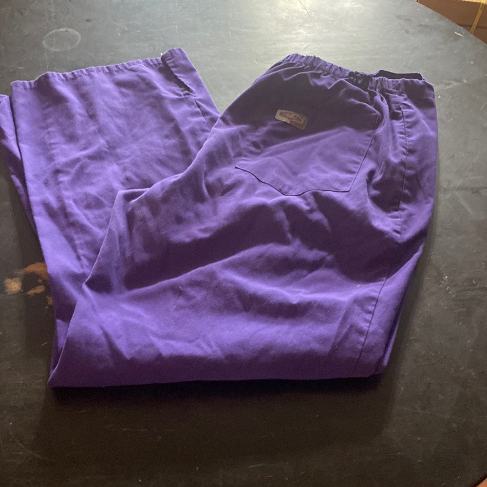 Scrub pants